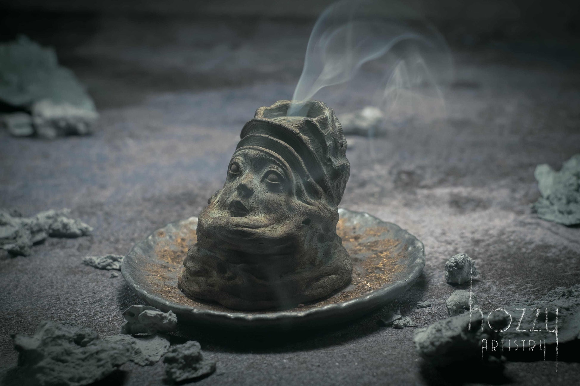 Ancient MysteriesProduct Description
If you're a fan of mysterious styles, you won't want to miss out on this design! Check out our unique incense holder shaped like an ancient ruinsHOZZY Artistry StoreHOZZY Artistry Store